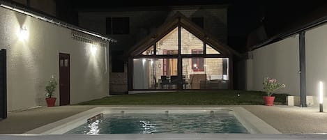 Indoor pool, outdoor pool