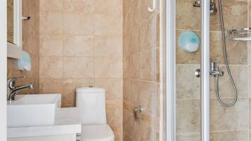Apartment, 1 Bedroom | Bathroom
