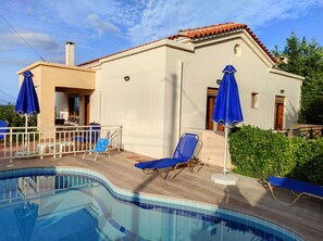 Villa, 3 Bedrooms, Smoking, Private Pool | Sun deck