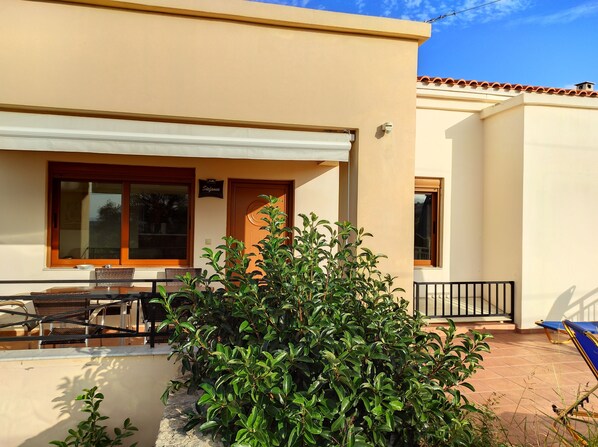 Villa, 3 Bedrooms, Smoking, Private Pool | Property entrance
