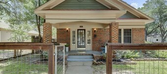 3 Bed Historic Heights Bungalow w/Outdoor Living
