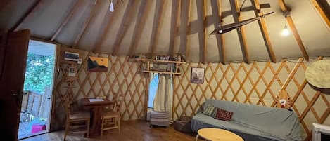 Chalet, 1 chambre, fumeur, balcon | Intérieur