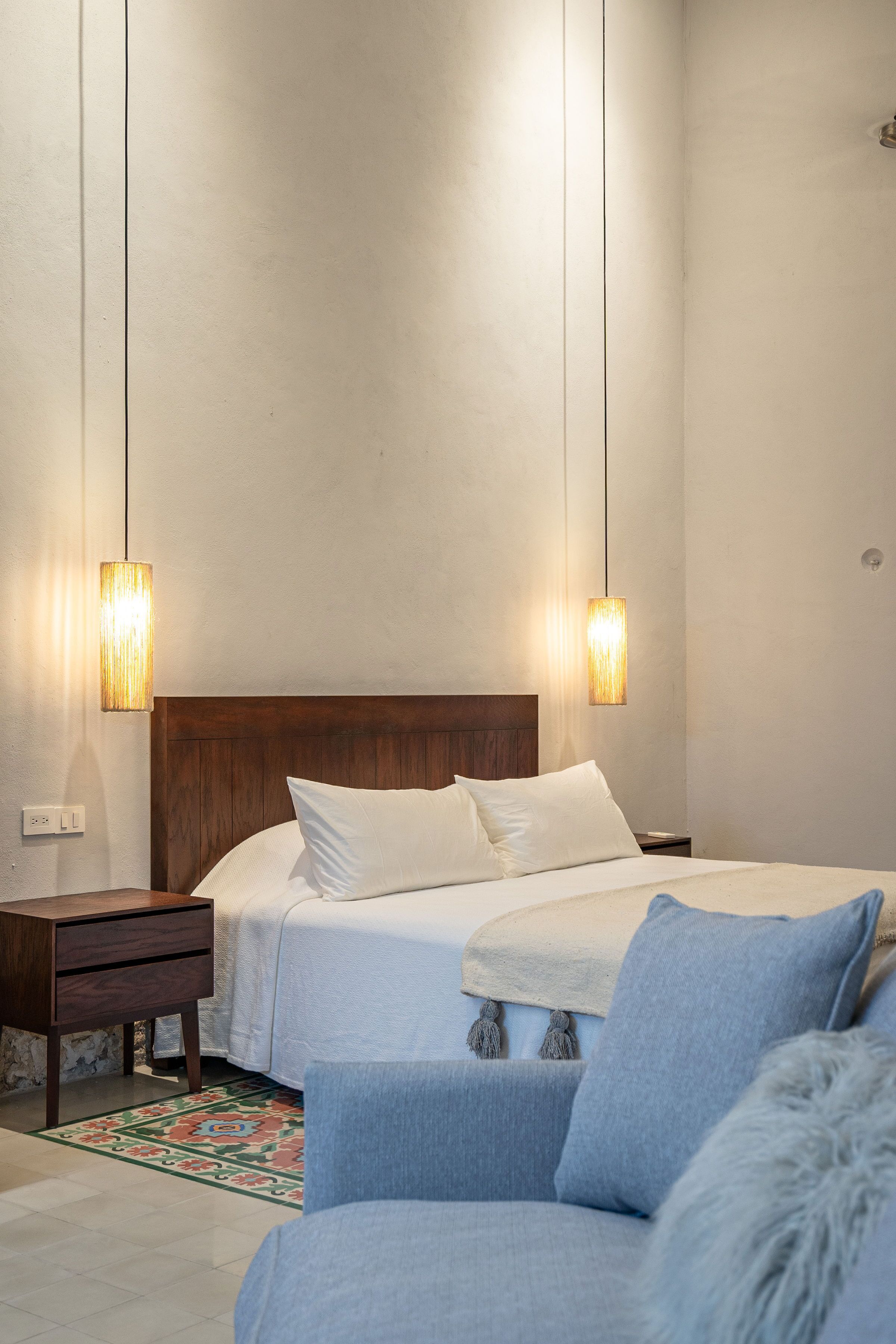 The Horseshoe - spacious pool & sunset roof terrace