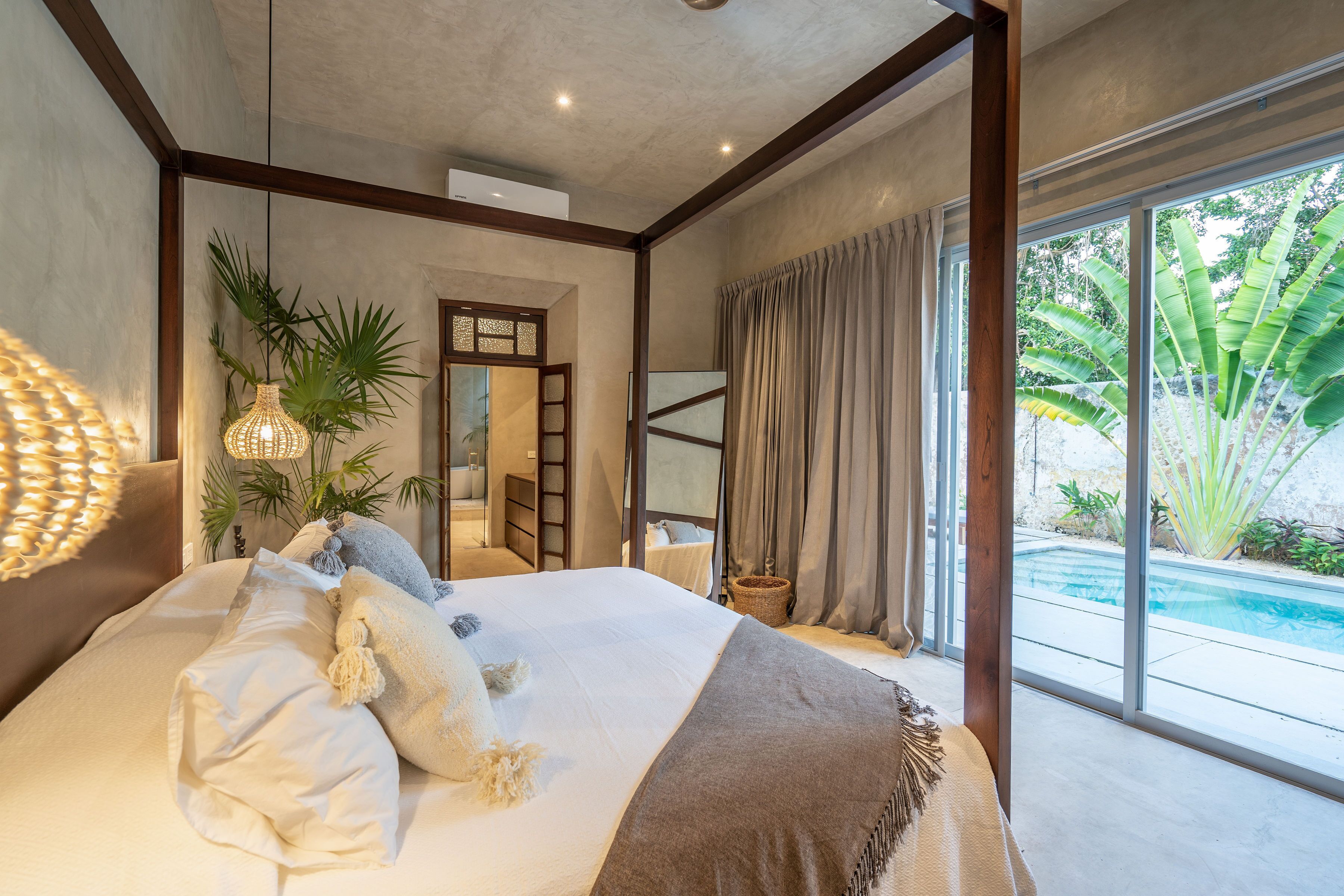 The Horseshoe - spacious pool & sunset roof terrace