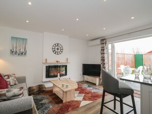 Living area - The Hideaway (Weston-super-Mare)