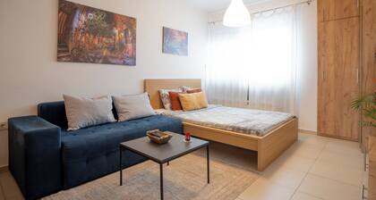 ART Studio 8 | Free Parking Around | Mountain Views