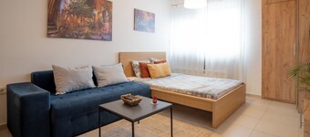 ART Studio 8 | Free Parking Around | Mountain Views