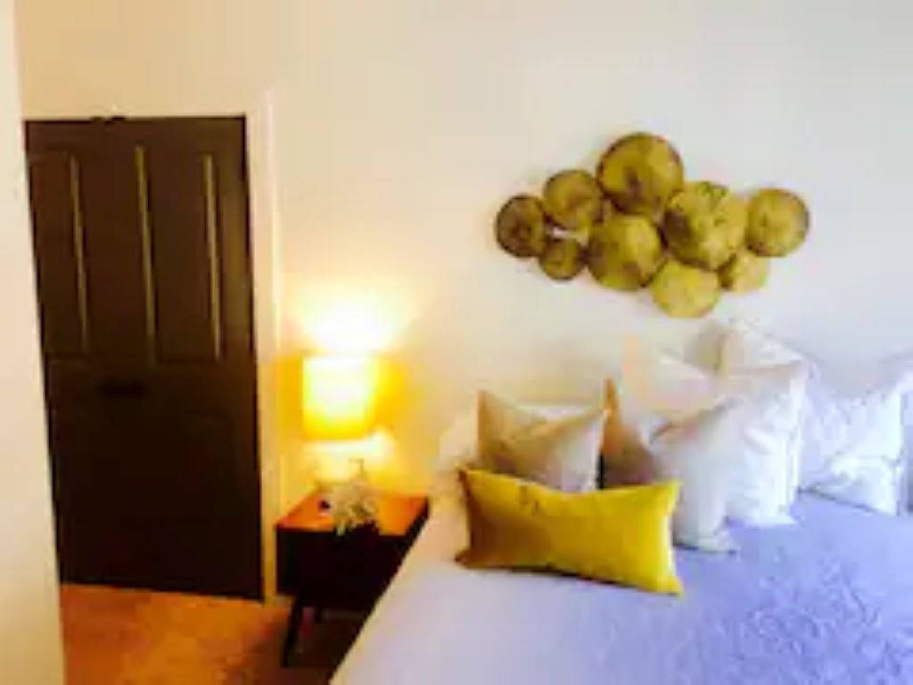 Room in New Modern House! A1C
