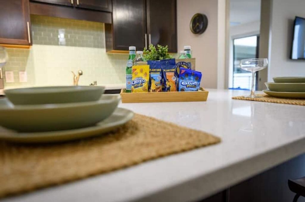 Rare 2BR 2BA w/ Court Yard Views