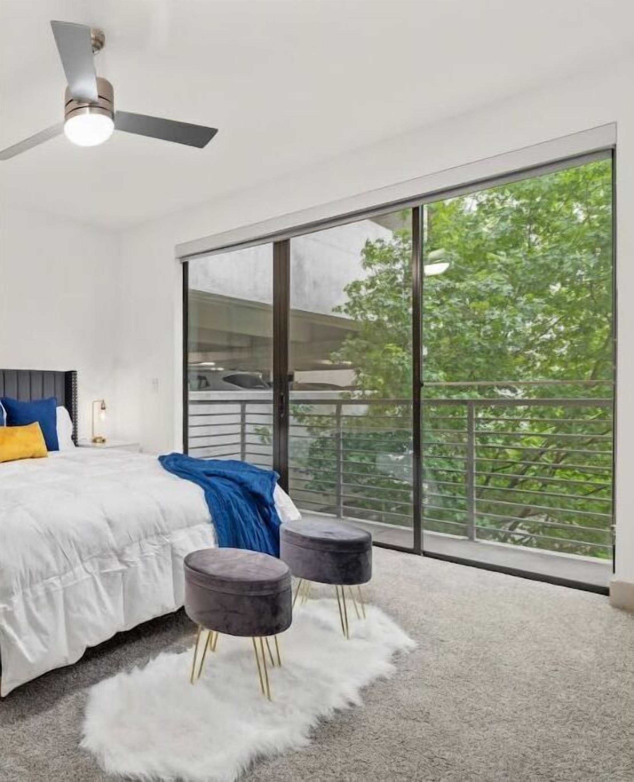 Rare 2BR 2BA w/ Court Yard Views