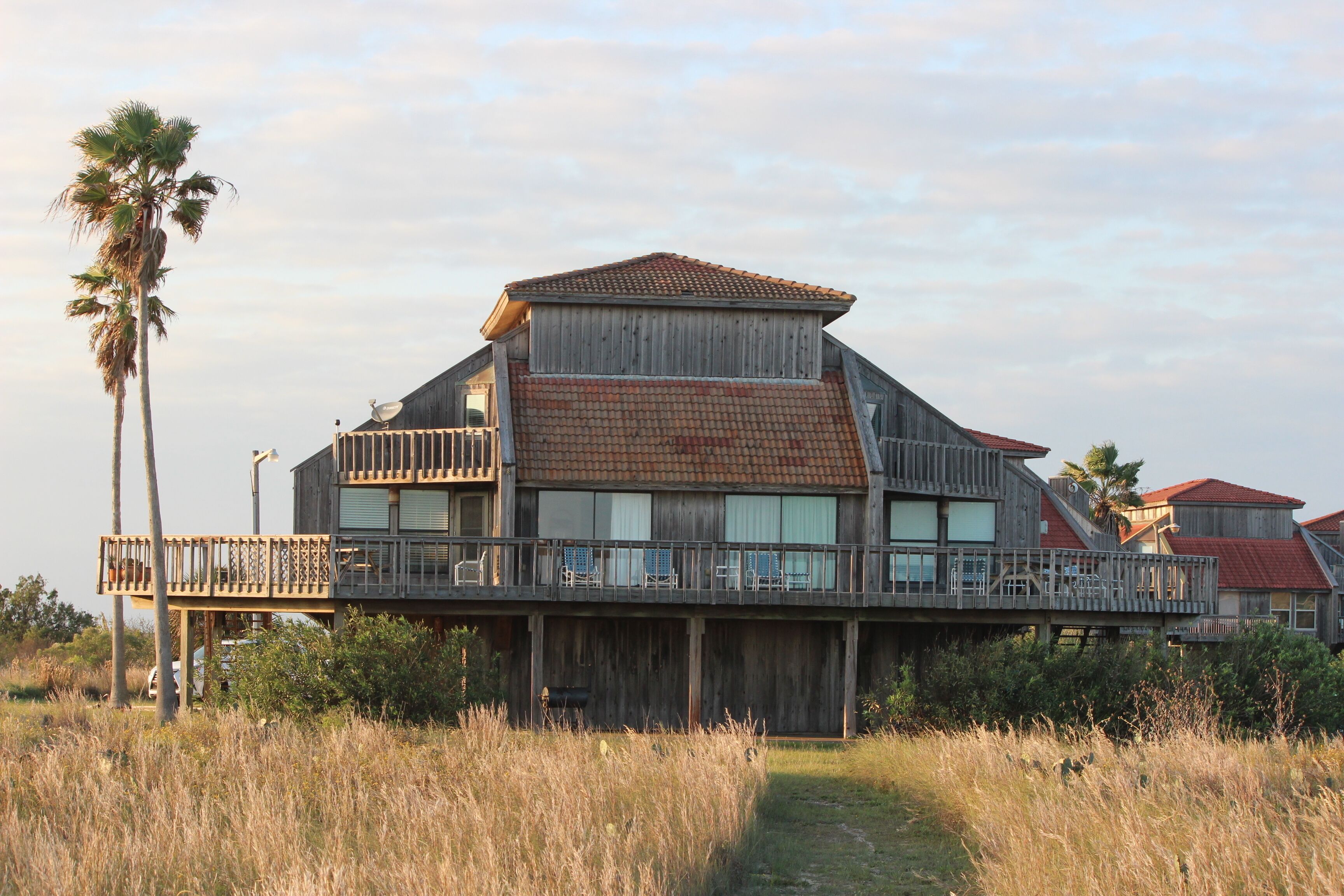 BEACH FRONT Condo with pool access - Matagorda Dunes #42