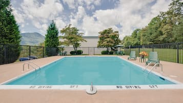 Utomhuspool
