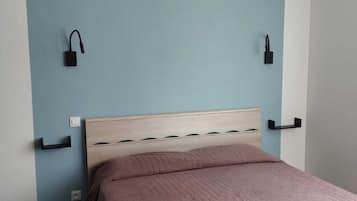 1 Schlafzimmer, Schreibtisch, Bügeleisen/Bügelbrett, WLAN