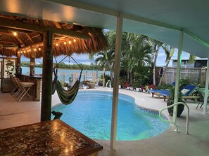 Piscine extérieure, piscine chauffée