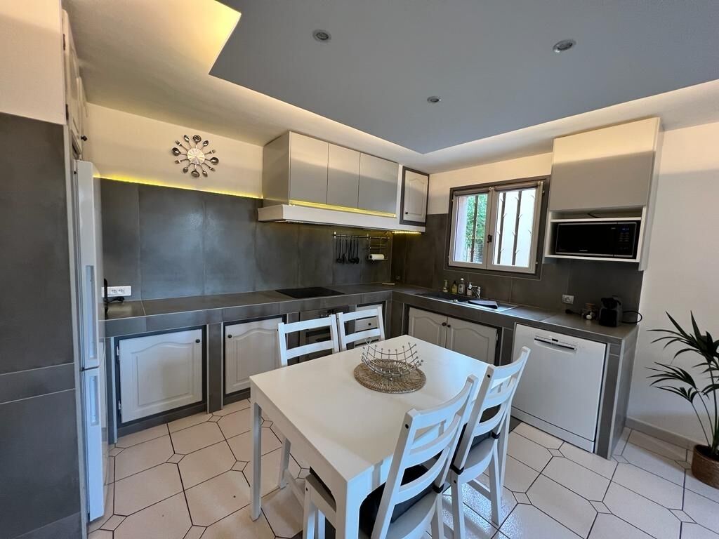 Maison de Village Tout Confort en Plein Centre de Ramatuelle