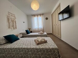 2 bedrooms, iron/ironing board, travel crib, free WiFi - Maison de Village Tout Confort en Plein Centre de Ramatuelle (Ramatuelle)