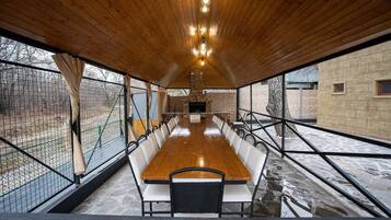 Outdoor dining