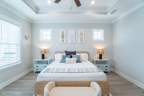 4 bedrooms, desk, iron/ironing board, travel crib