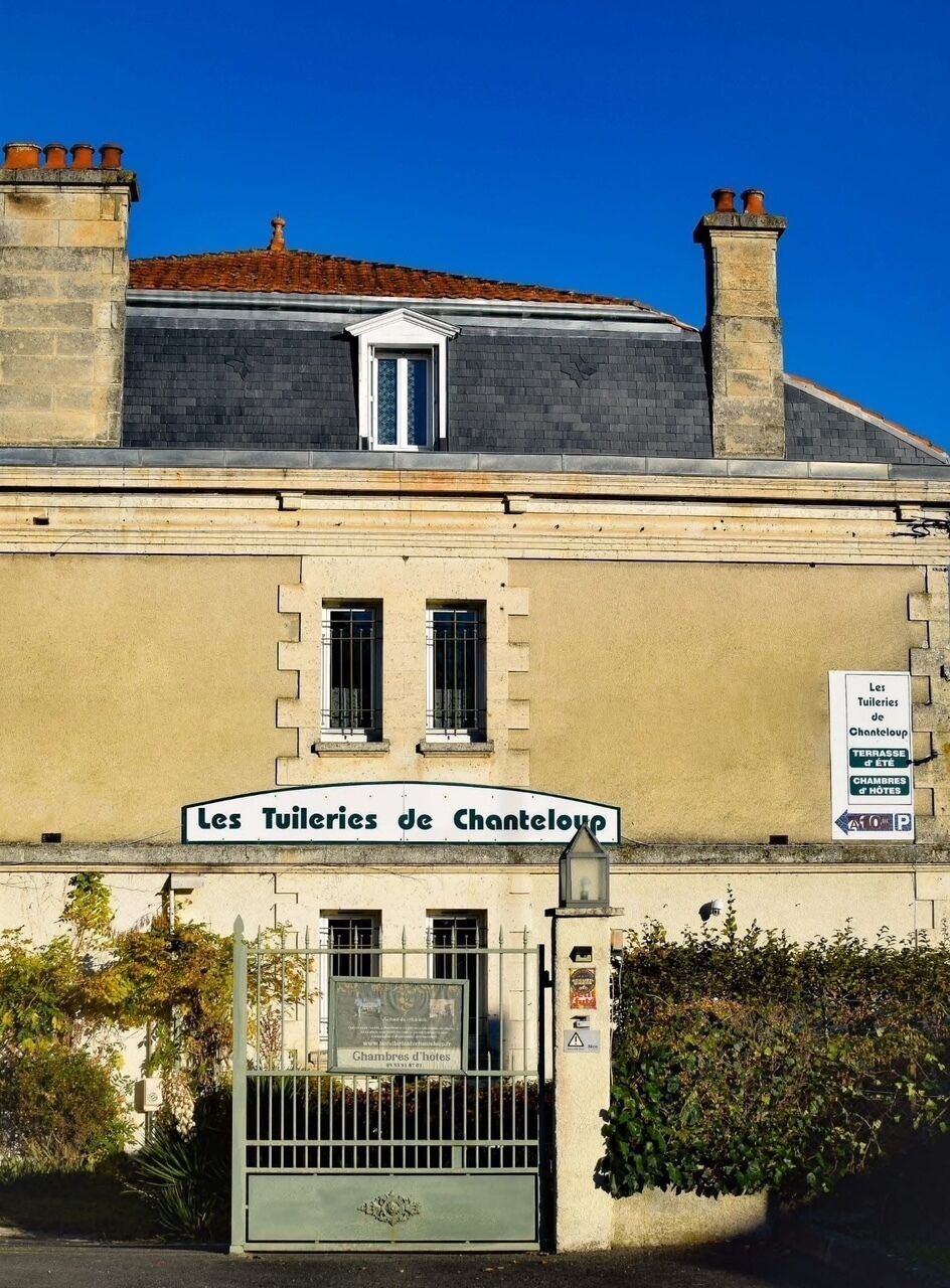 Accès Les Tuileries de chanteloup