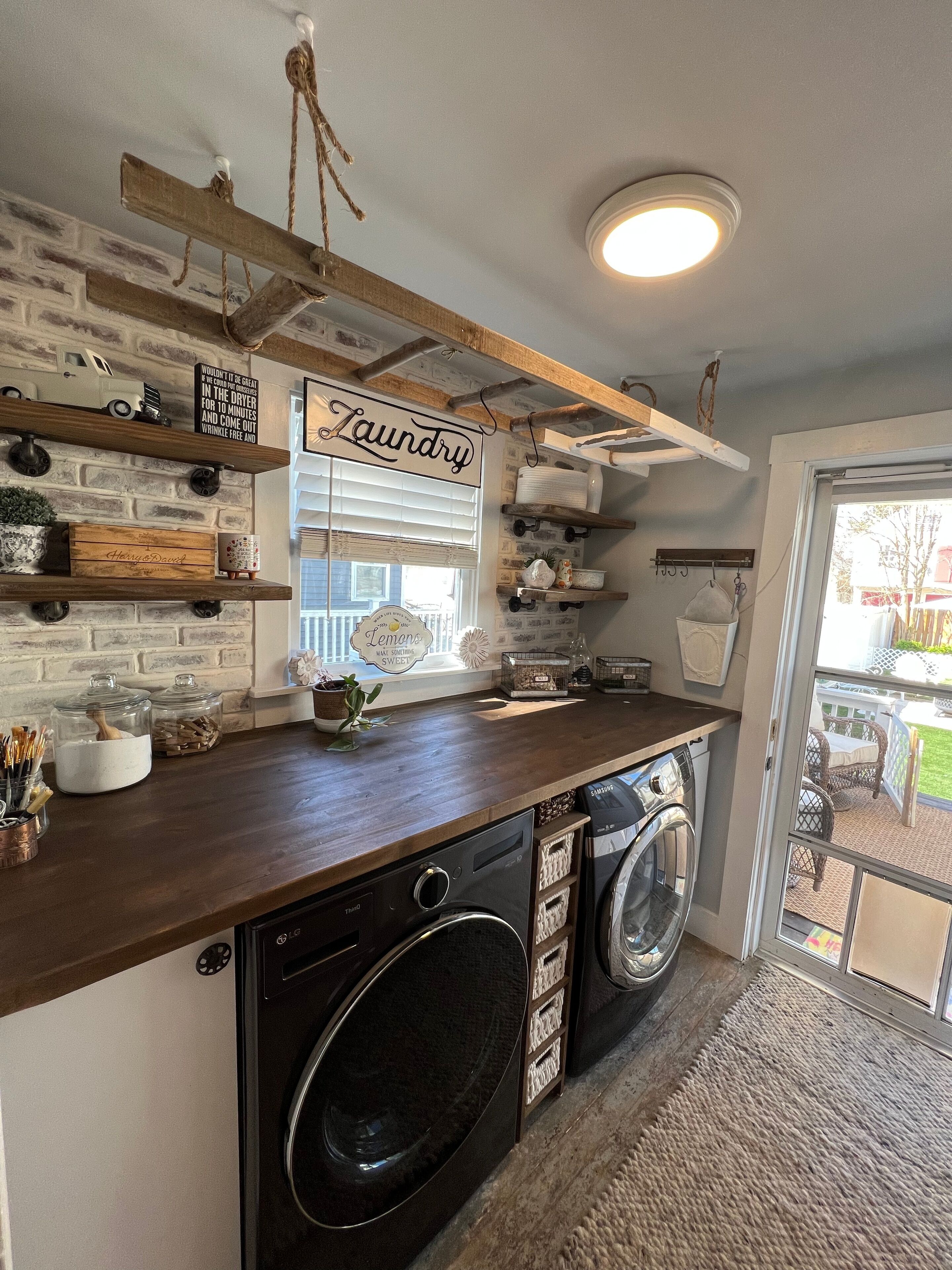 Walk to everything! Downtown Historic Annapolis “Arts District” 