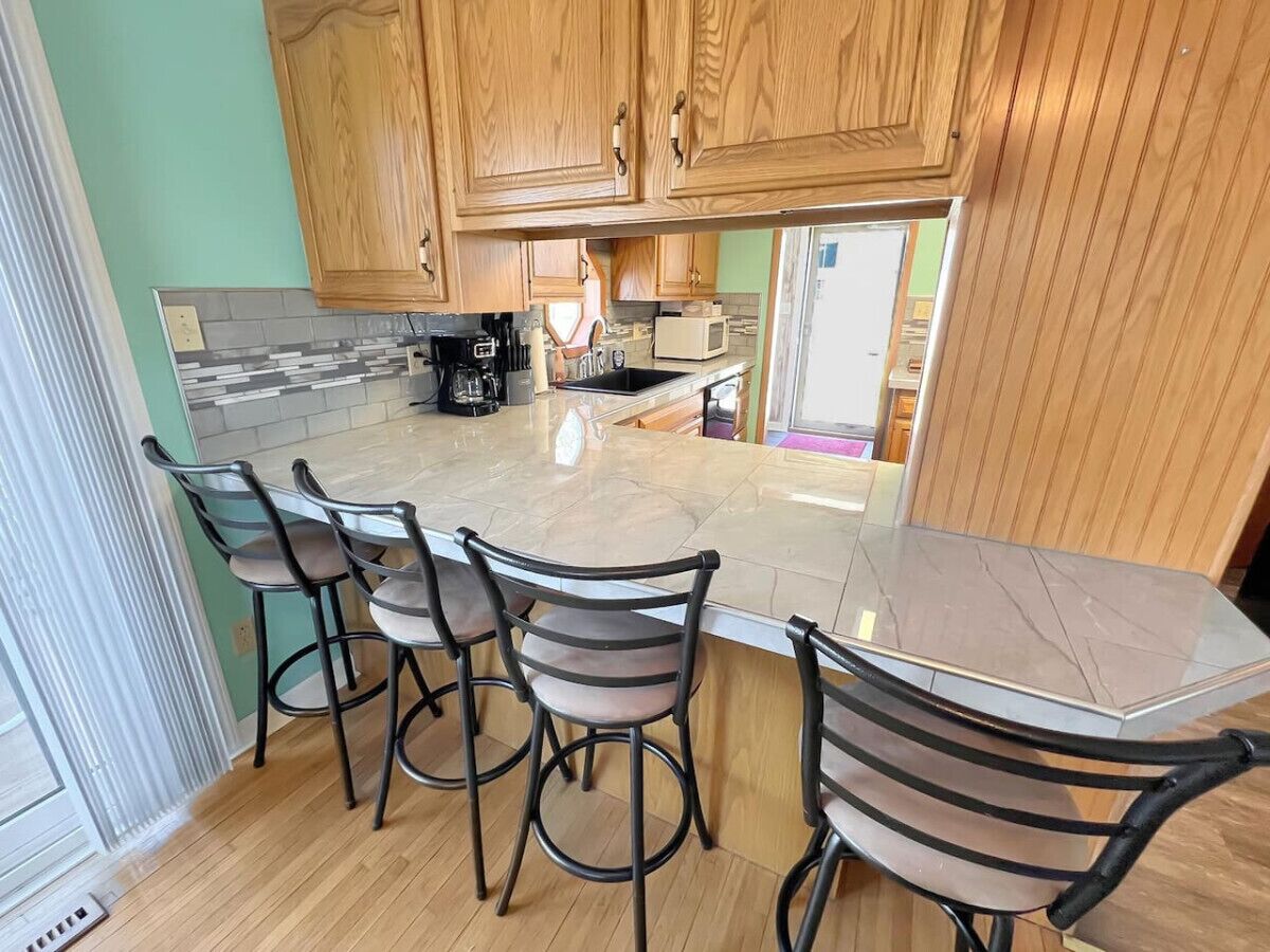 電子レンジ、オーブン、食器洗い機、コーヒー / ティーメーカー