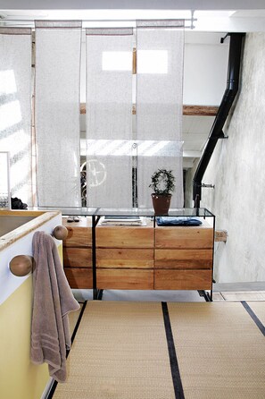 Interior - Maison de Ville Comme un Loft, Centre Ville (Montélimar)