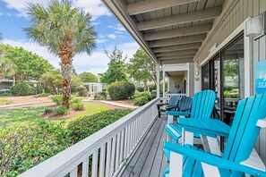 Property grounds - 30a - Seagrove, Across the Street from the Beach with public access,Ground Floor (Santa Rosa Beach)