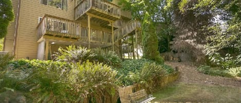 Jardines del alojamiento