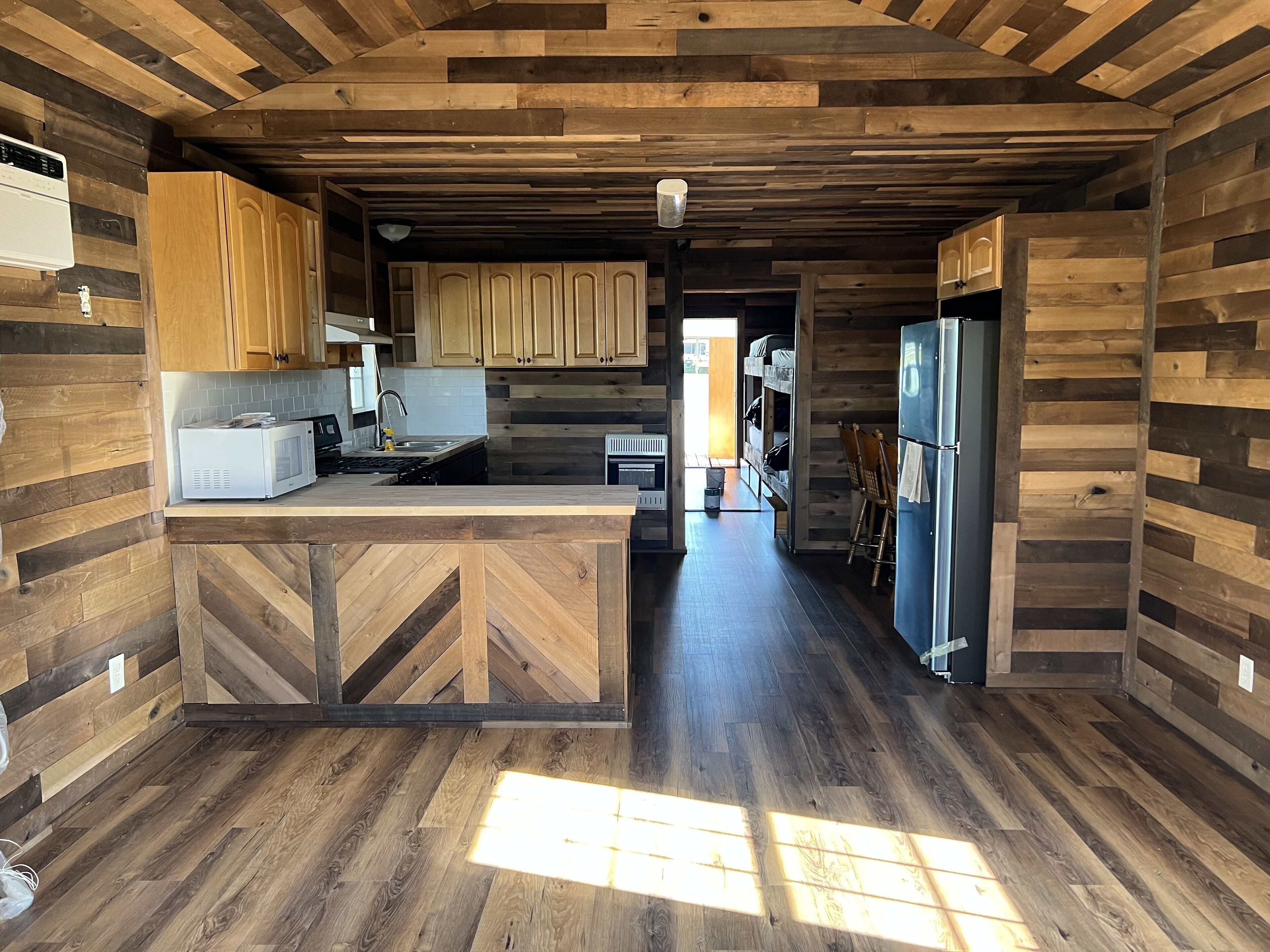 Cypress Cove Houseboat