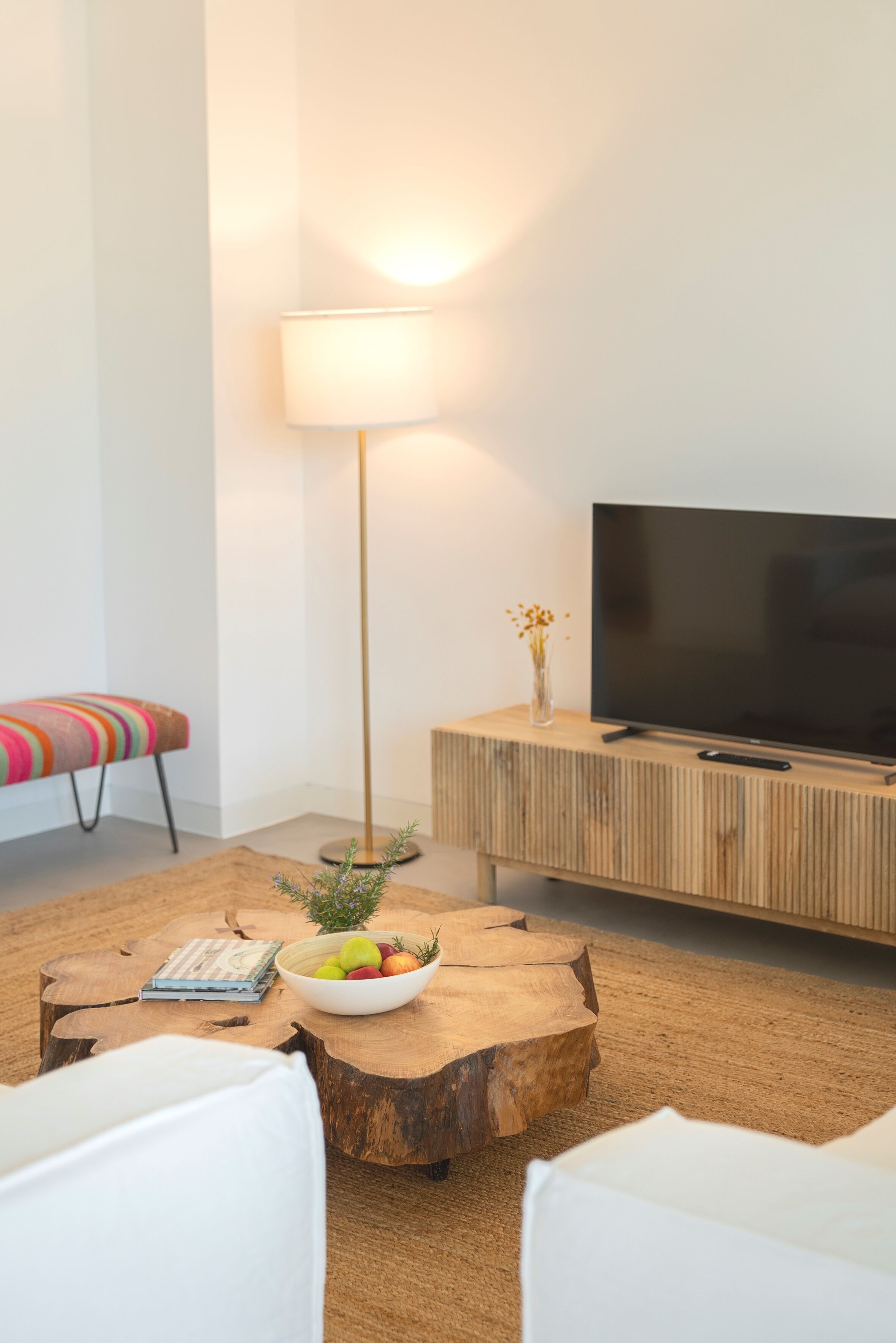 Vila Premium | Area keluarga | Smart TV 42-inci dengan saluran TV kabel dan TV