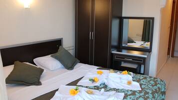 Standardzimmer | Bügeleisen/Bügelbrett, WLAN