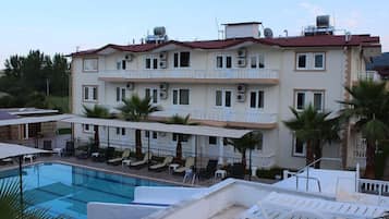 Fachada de la propiedad