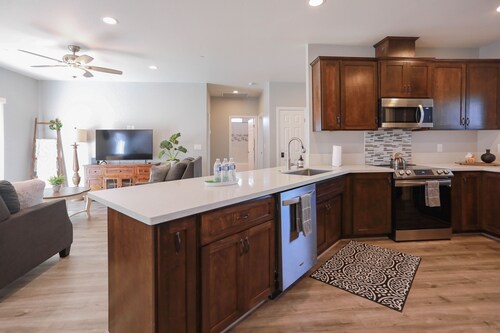 Close to Town with a Remote Feel, Wooded View