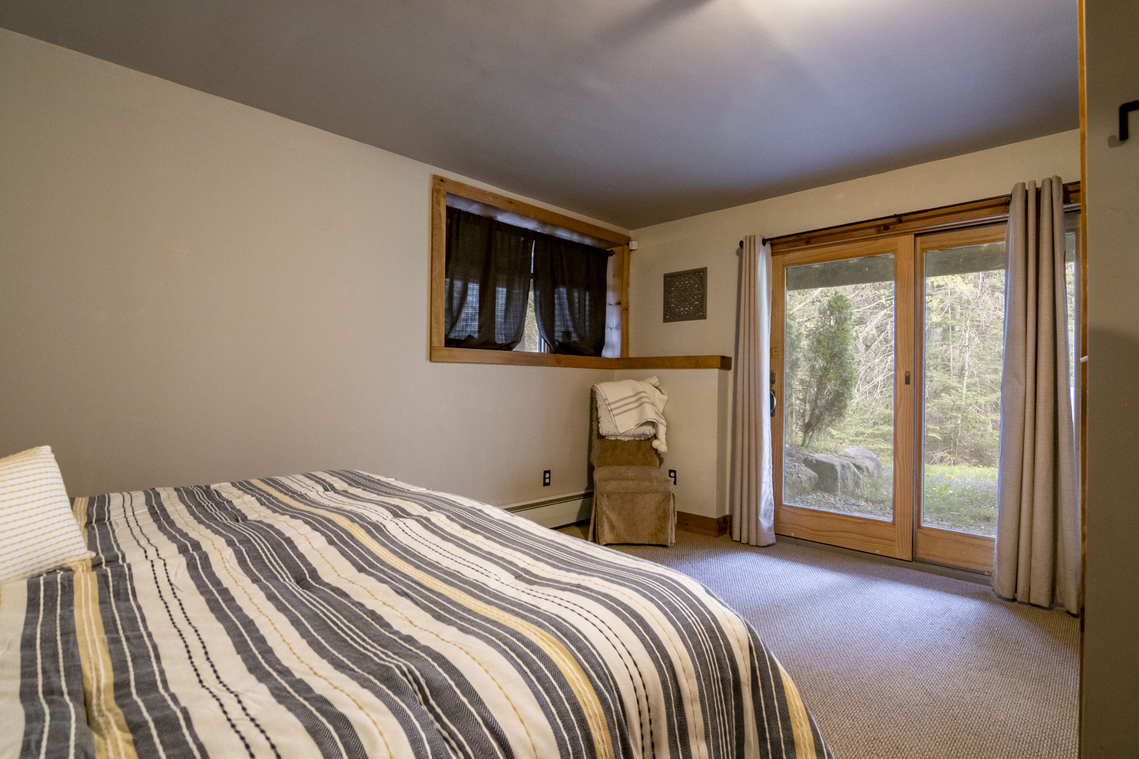 Pine Trails Lodge- STR  00026