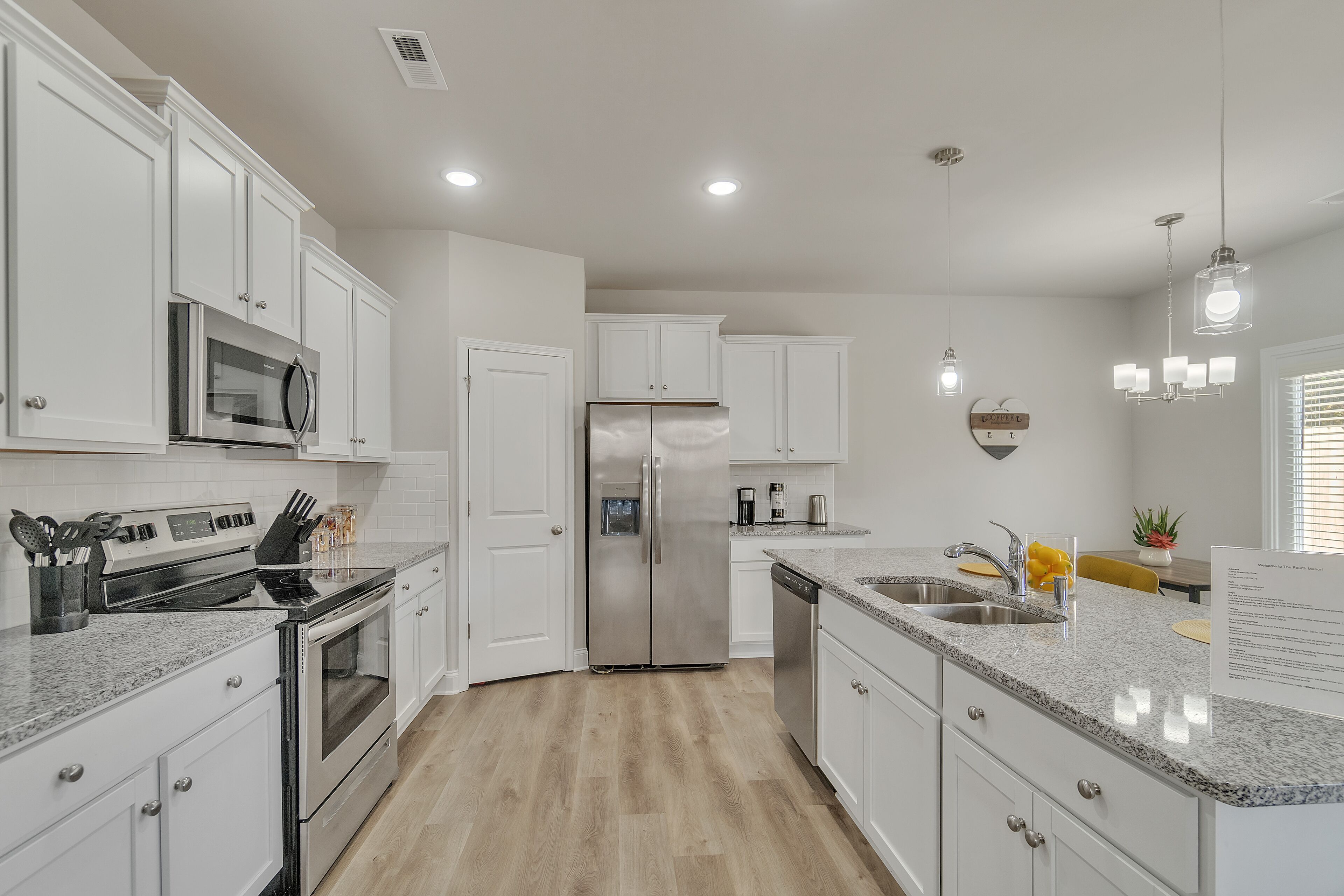 BRAND NEW! Spacious 4BR home, perfect for families or groups!