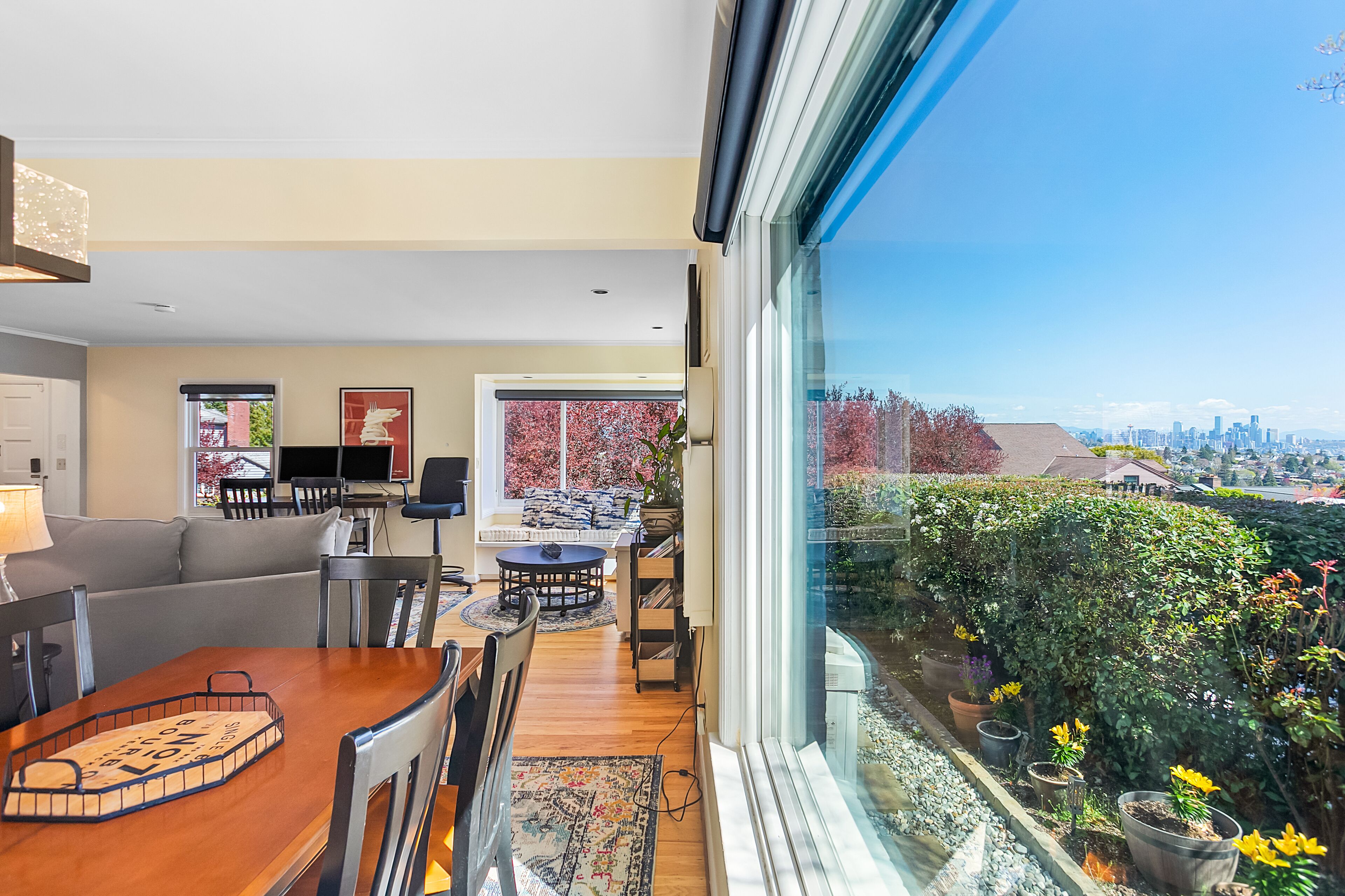 經典公寓 | 房內用餐區