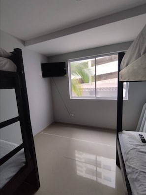 Dortoir Partagé, 1 chambre, patio, vue ville | 1 chambre