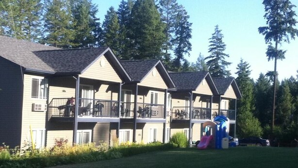 Unclassified image, 1 of 29, button - New Horizon Motel (Christina Lake)