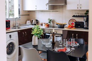 Apartment, 2 Bedrooms, Balcony | Interior