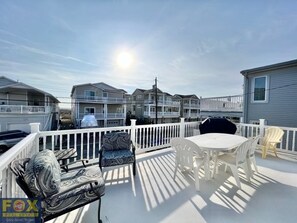 Outdoor dining - Beautiful location (Ocean City)