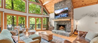 Riverview Retreat - Hot Tub - River Front