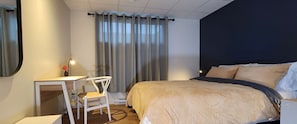 4 Schlafzimmer, Bügeleisen/Bügelbrett, WLAN, Bettwäsche