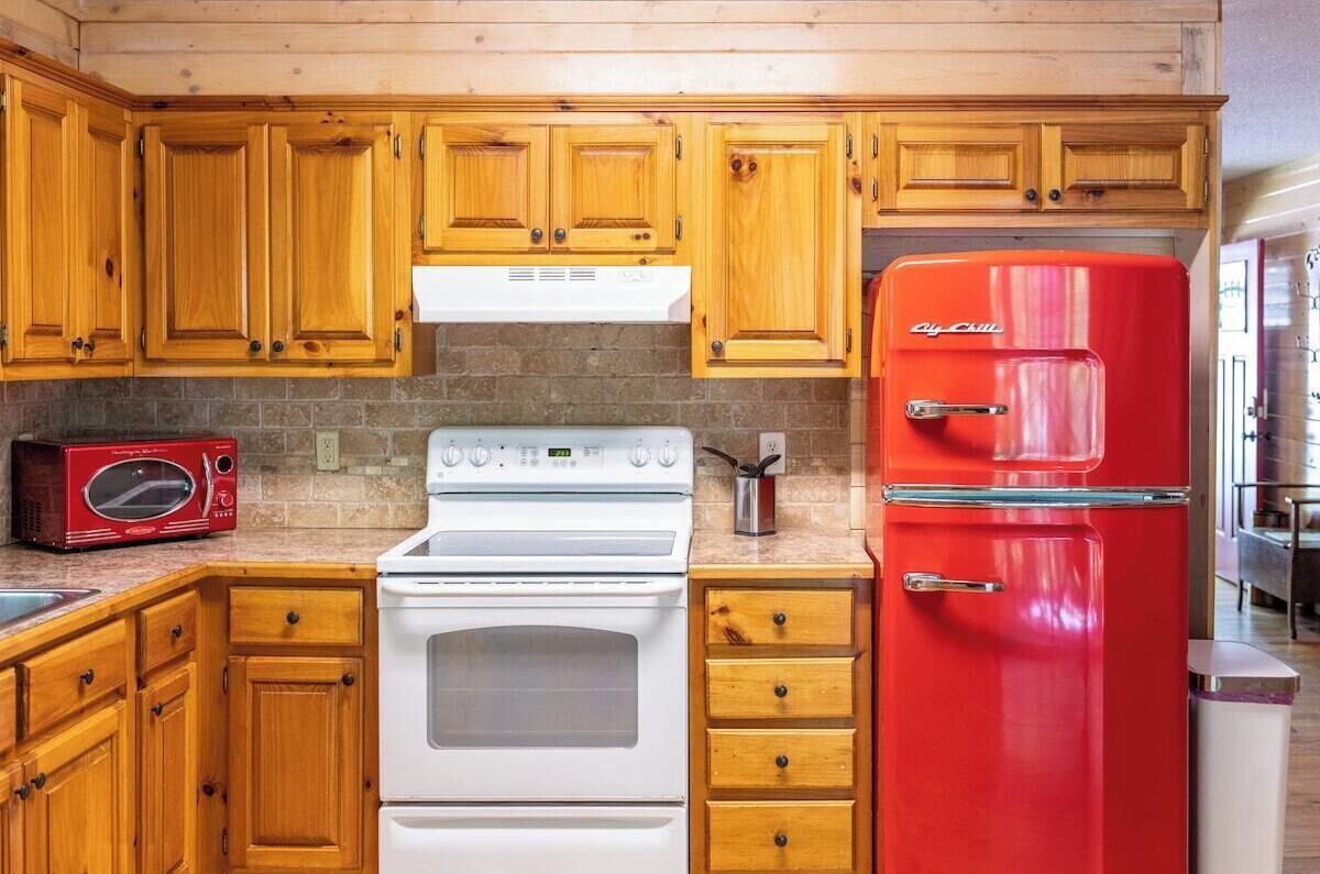 Luxury Cabin with fire pit near Helen/Pet friendly