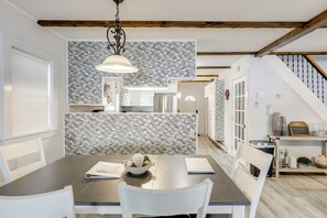 Dining - Lakefront Cabin w/ Panoramic Water View & Access (Sunapee)