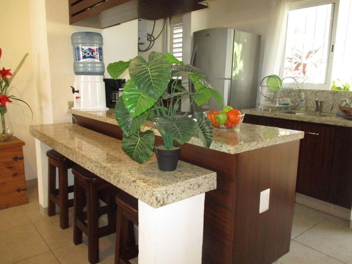 Relaxing Condo -- 2 blocks away from the beach!