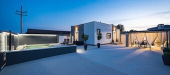 Villa Marsel (4+2) - Private Pool and Jacuzzi