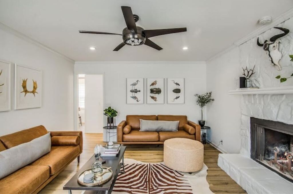 Gorgeous Colonial minutes to Downtown Franklin.