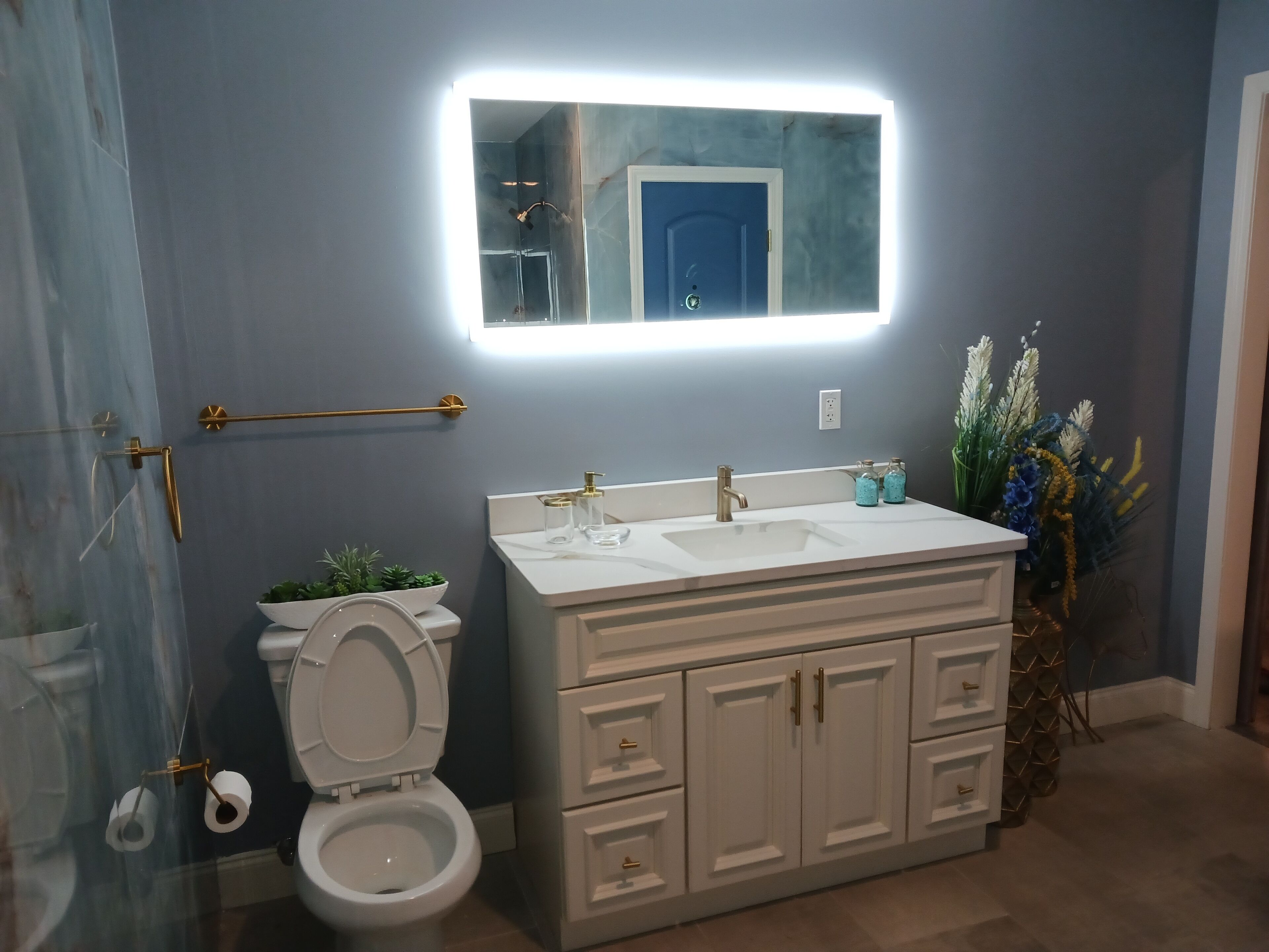 Come visit the stunning home in Midtown Memphis