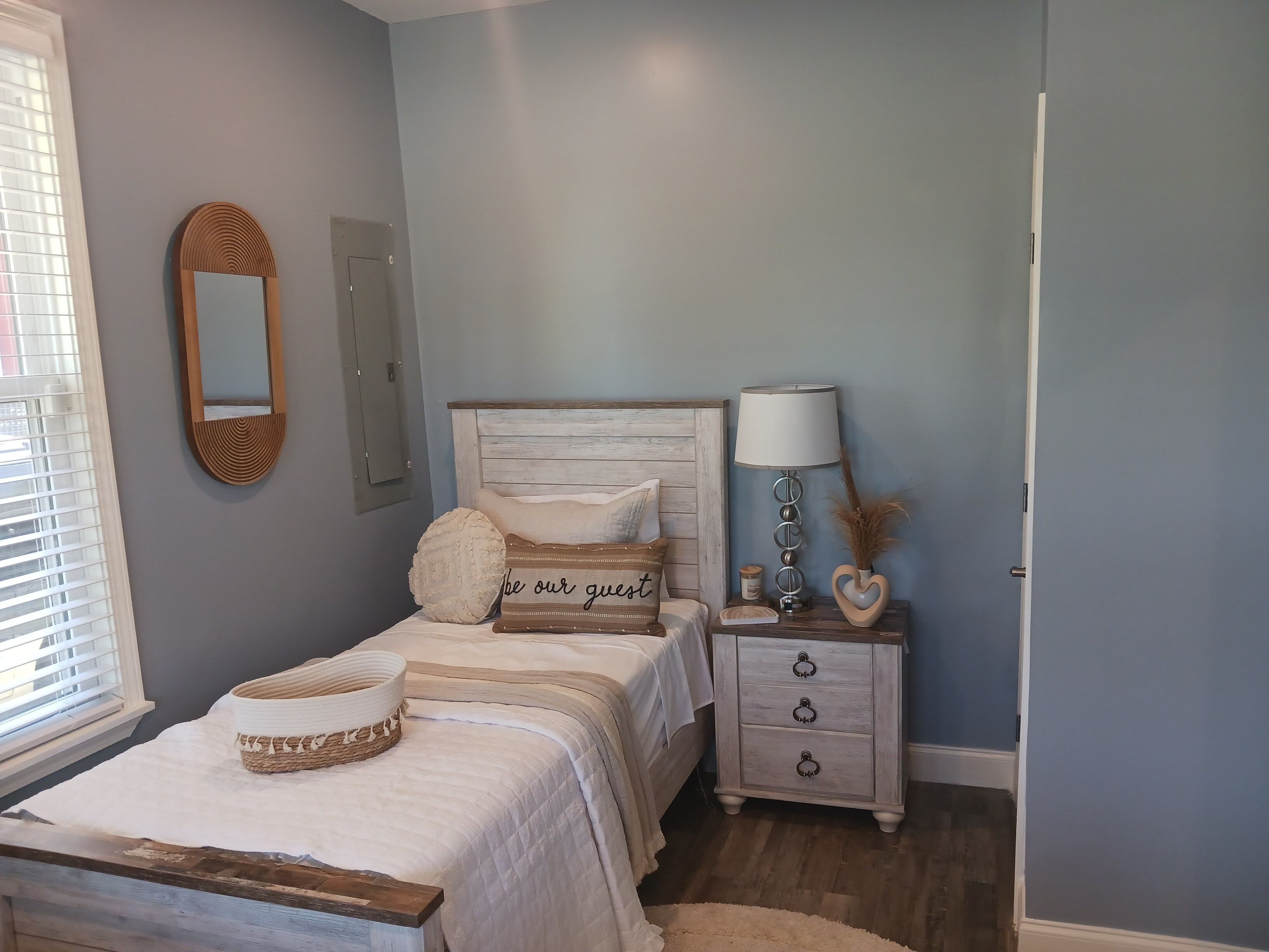 Come visit the stunning home in Midtown Memphis