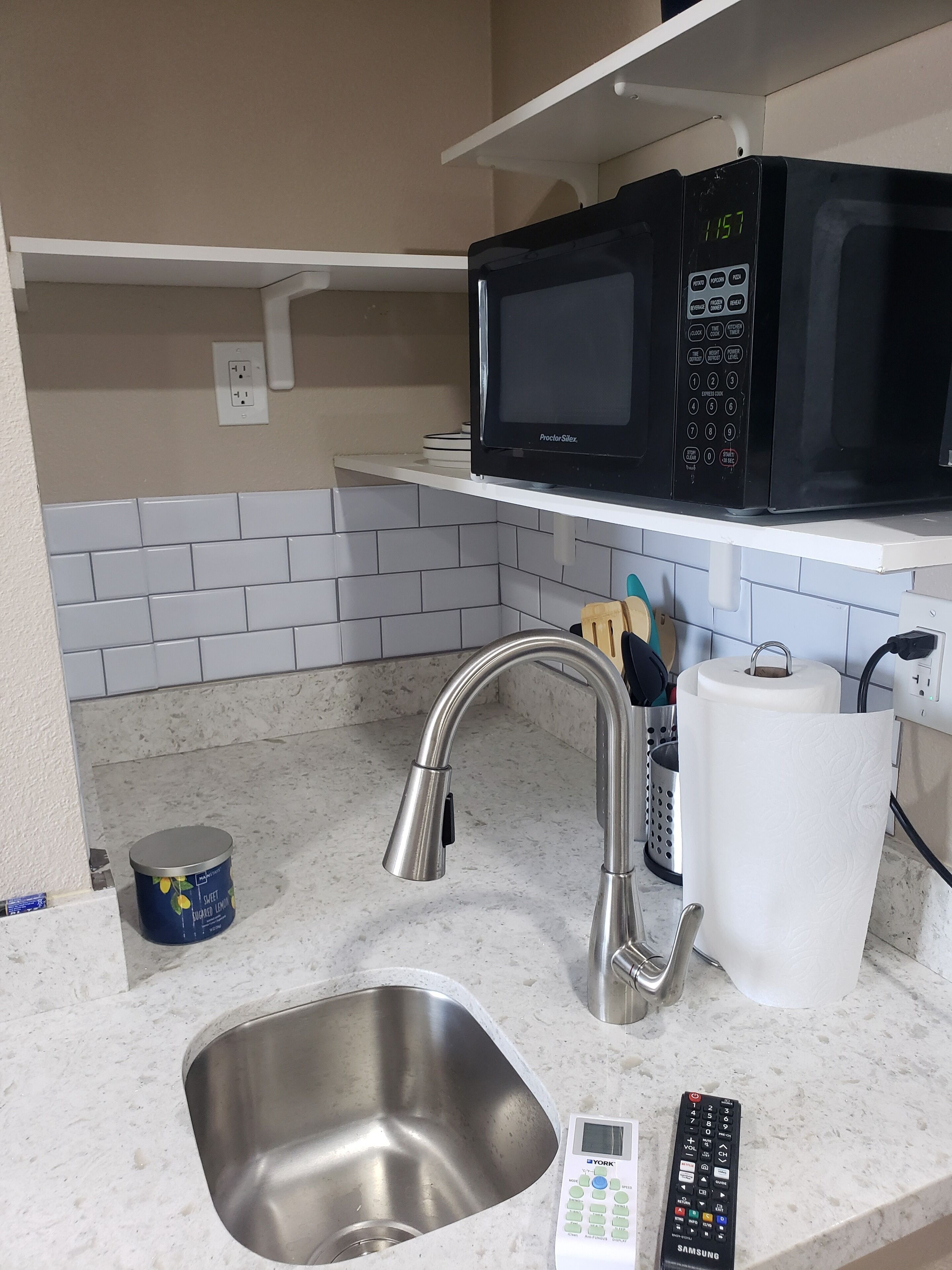 Studio, Excellent for one or two travelers. 19 min to Mission Beach.